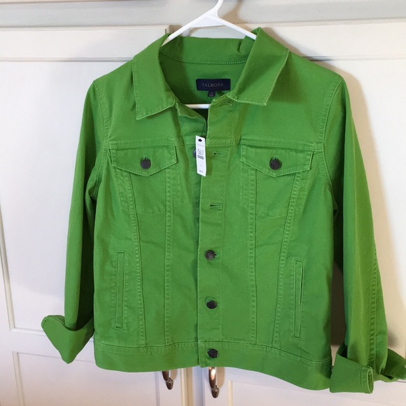 jean jacket with green pants